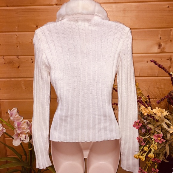 iDoll White Faux Fur Cardigan Sweater Sz S Small - Picture 3 of 5